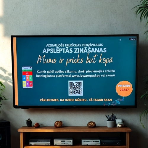 Mājas televizors pie sienas ar Apslēptās zināšanas spēli tiešraidē