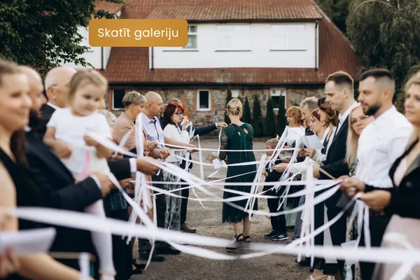 Jaunā pāra sagaidīšana